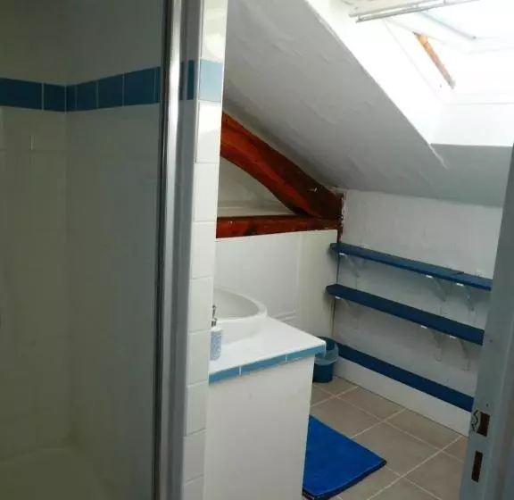 ベッドアンドブレックファースト Les Chambres Du Ladoux