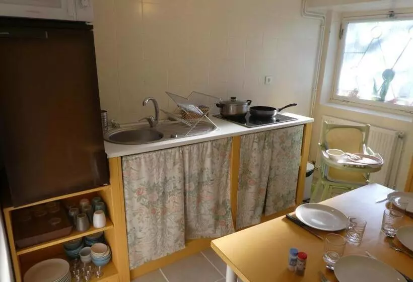 ベッドアンドブレックファースト Les Chambres Du Ladoux