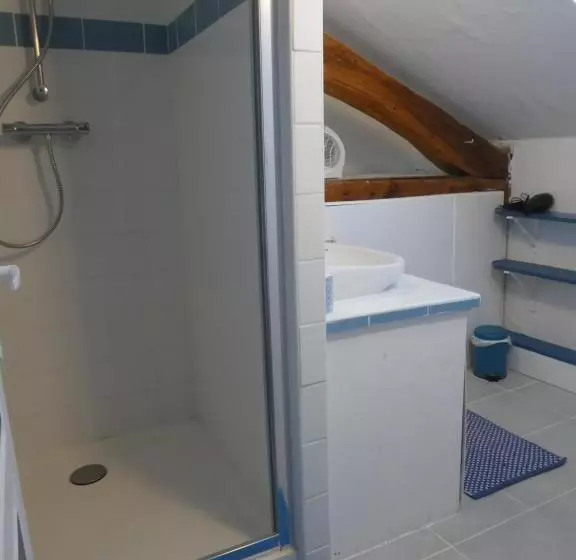 ベッドアンドブレックファースト Les Chambres Du Ladoux