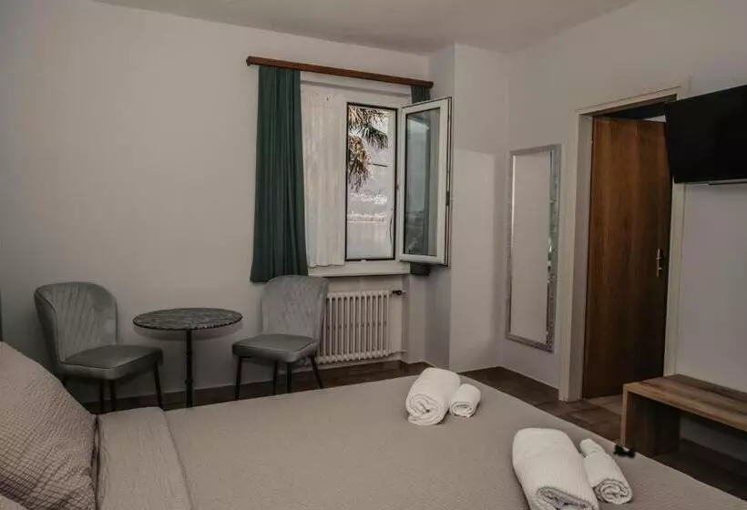 ホテル Albergo Ristorante Al Portico