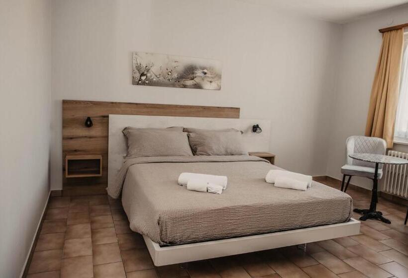 ホテル Albergo Ristorante Al Portico