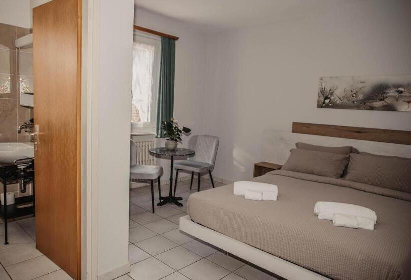 ホテル Albergo Ristorante Al Portico