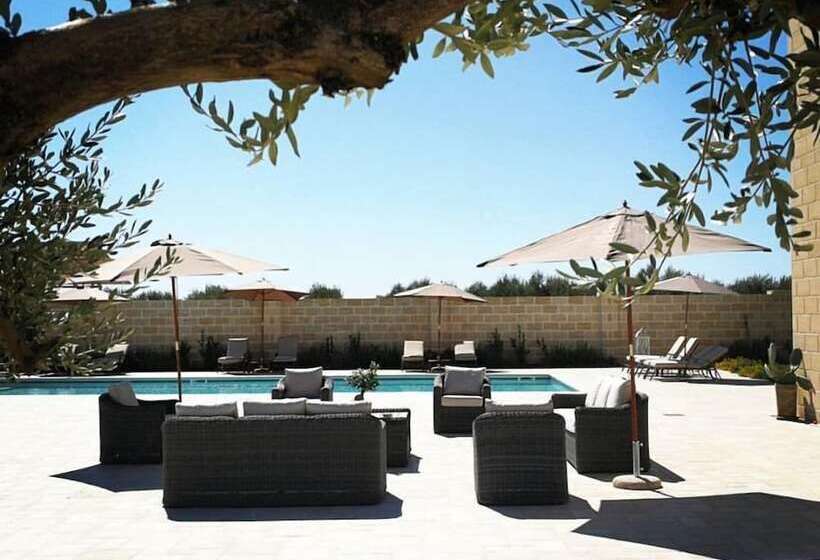 בית מלון כפרי Masseria Sacramento