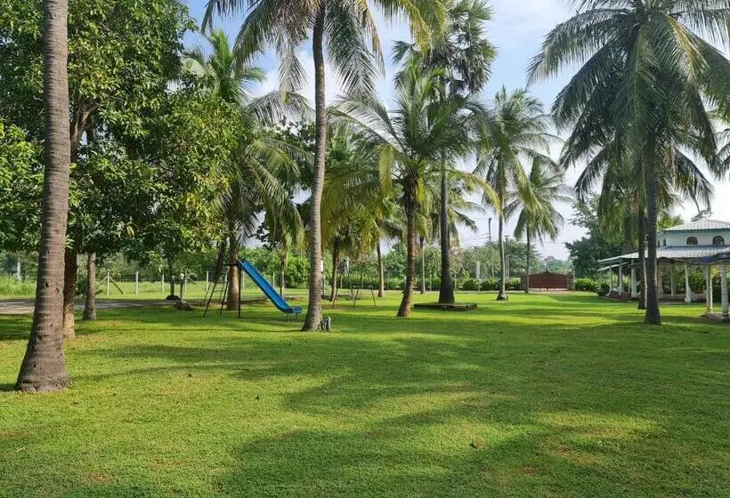 ペンション Ahsram Accommodations