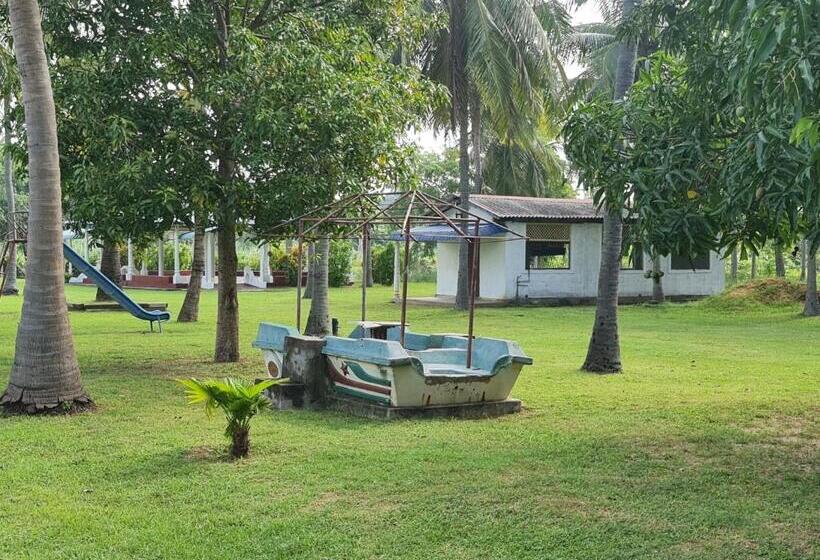 펜션 Ahsram Accommodations