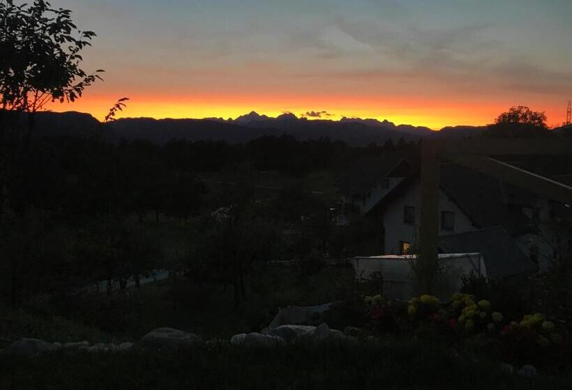 Majatalo Apartma Romana