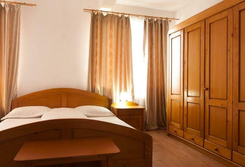 Pension Club Montana