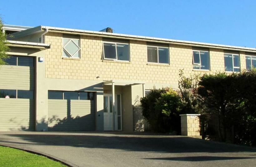 Sea Haven Homestay B&b