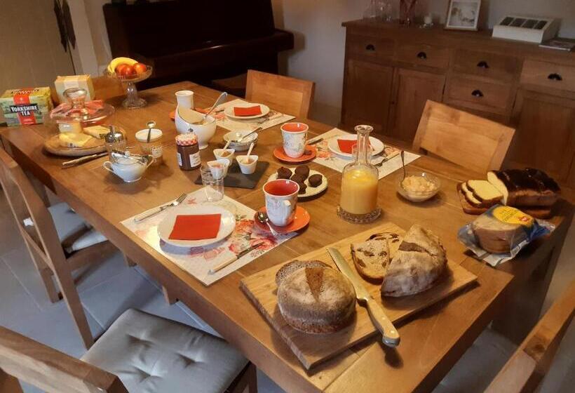 ベッドアンドブレックファースト La Main Ouverte