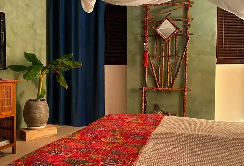 Aamiaismajoitus (B&B) Les 3 Coeurs   Chambres Chez Charmants Habitants