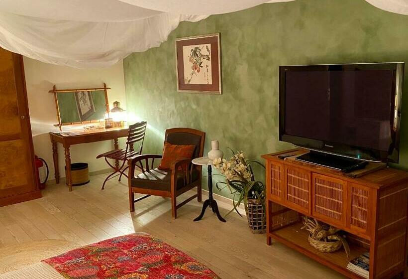 住宿加早餐  Les 3 Coeurs   Chambres Chez Charmants Habitants