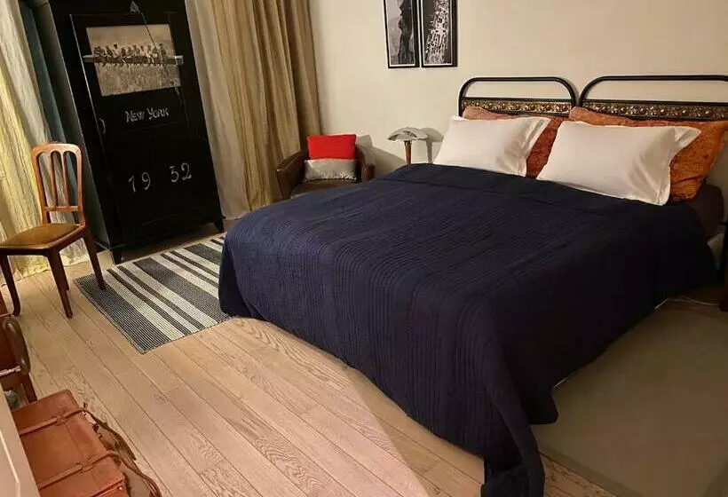 Aamiaismajoitus (B&B) Les 3 Coeurs   Chambres Chez Charmants Habitants