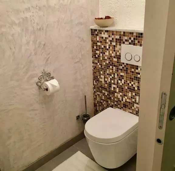 Aamiaismajoitus (B&B) Les 3 Coeurs   Chambres Chez Charmants Habitants