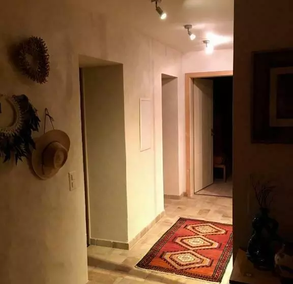 Aamiaismajoitus (B&B) Les 3 Coeurs   Chambres Chez Charmants Habitants