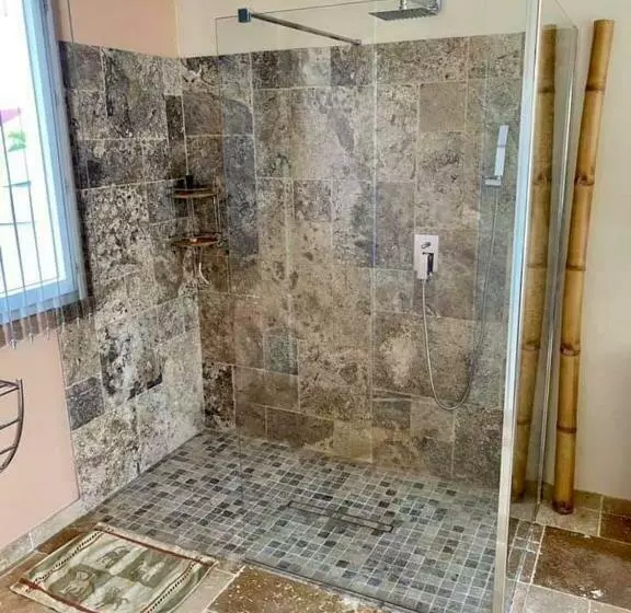 تختخواب و صبحانه Villa Belle Vue, Chambre Bambous