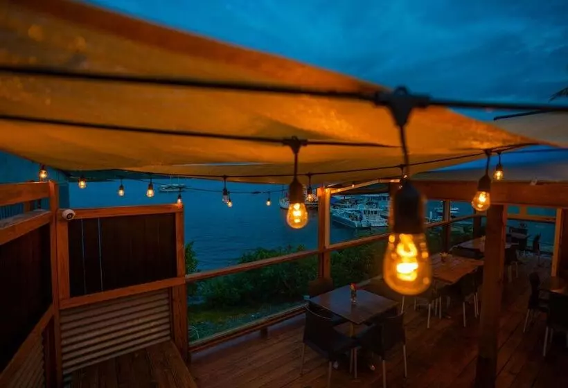 هتل El Navegante De Culebra