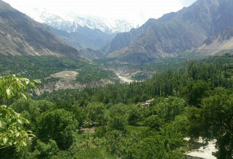 هتل Mezban E Hunza