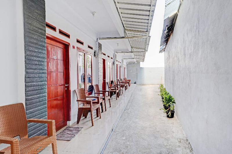 בית מלון כפרי Oyo 90570 Heboh Guest House Syariah