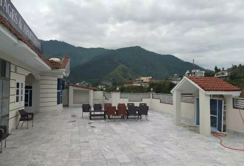هتل Shah Family Guest House