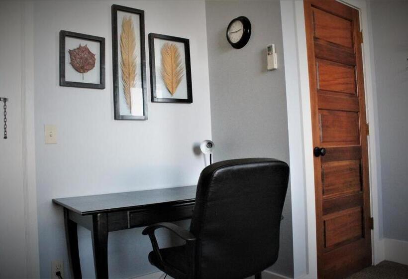 酒店 The Drift Inn