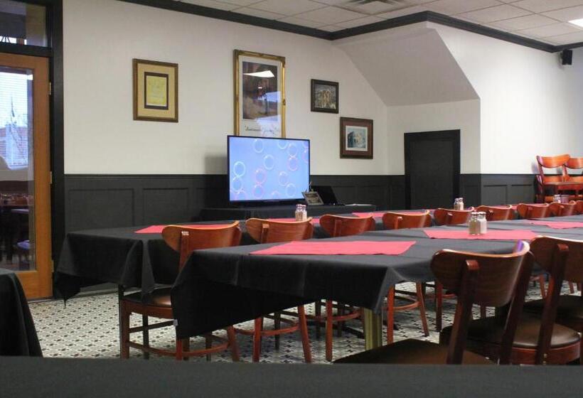 酒店 The Drift Inn