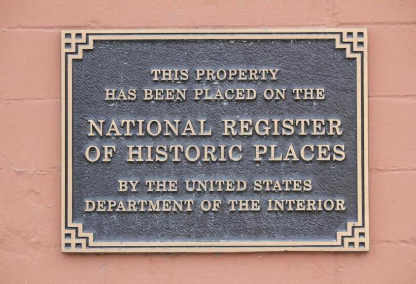 酒店 The Drift Inn