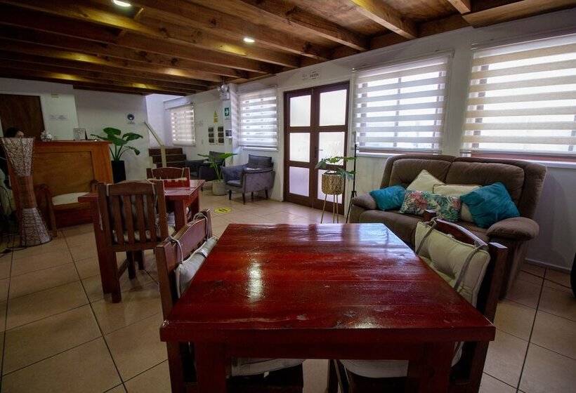 هتل Tierra De Parras