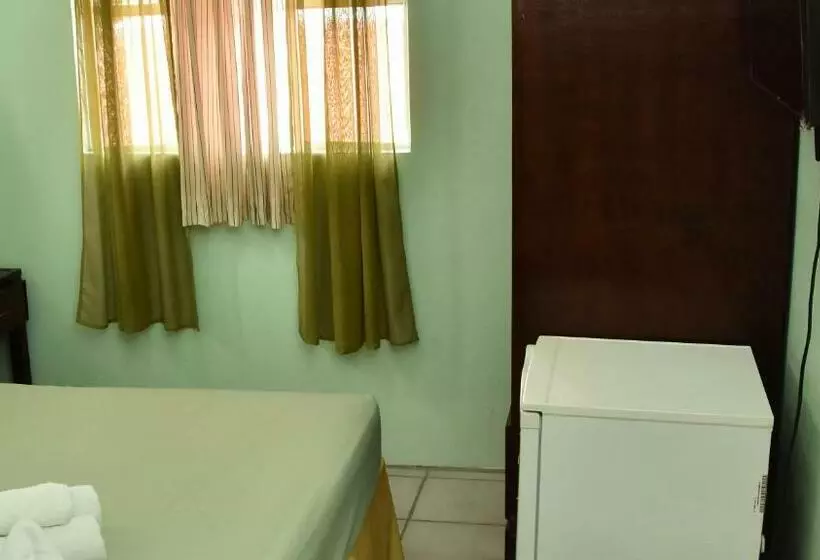 پانسیون Room In Guest Room   Aanola Villas 6a Tranquil Privy Bedroom