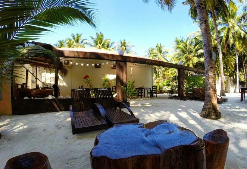 پانسیون Arivilla Beach