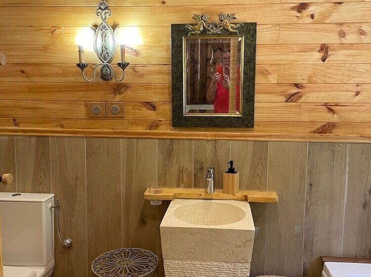 بنسيون Le Clos Des Senteurs De Chateauneuf De Grasse