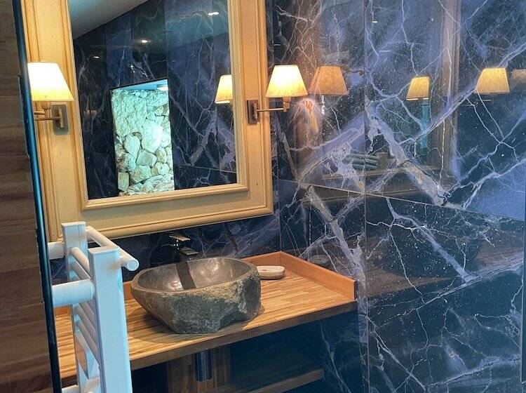 بنسيون Le Clos Des Senteurs De Chateauneuf De Grasse