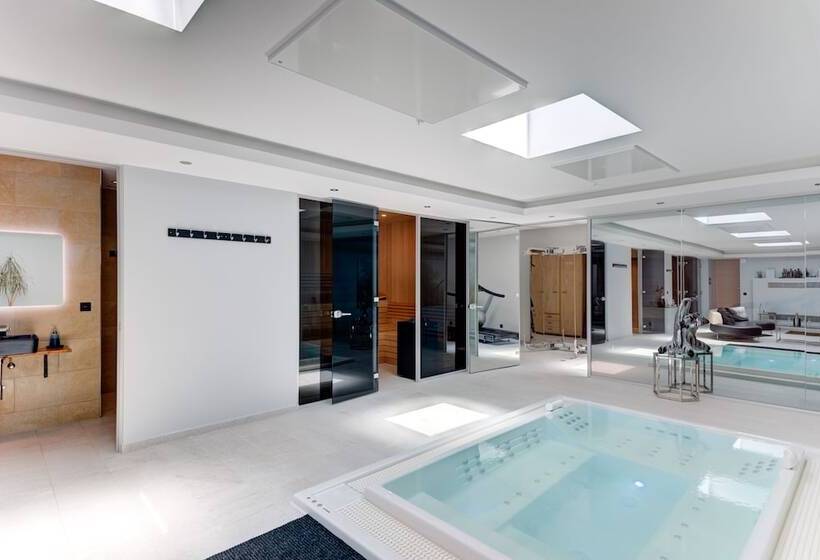 ペンション Luxury Zen