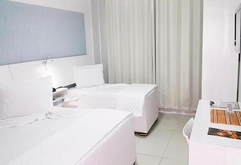 Emirates Hotel & Suites