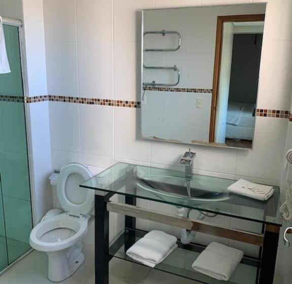 Emirates Hotel & Suites