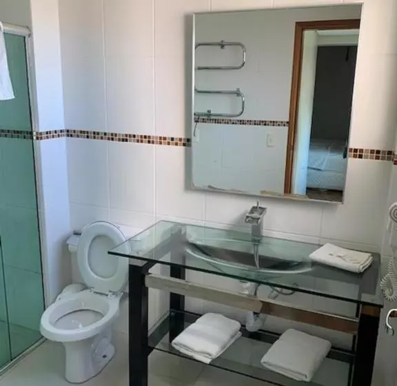 Emirates Hotel & Suites