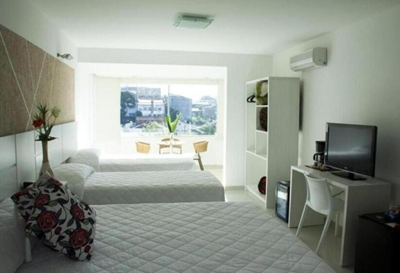 Emirates Hotel & Suites