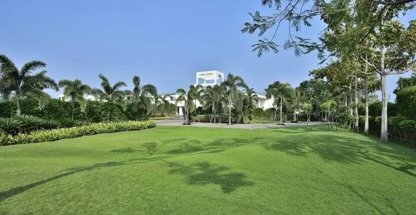 Four Points By Sheraton Mahabalipuram Resort & Convention Center