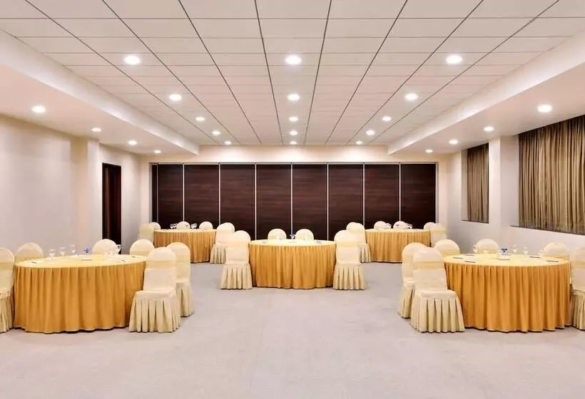 Four Points By Sheraton Mahabalipuram Resort & Convention Center