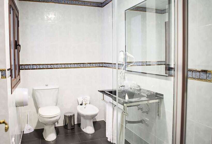 مسافرخانه La Casa De Los Faroles