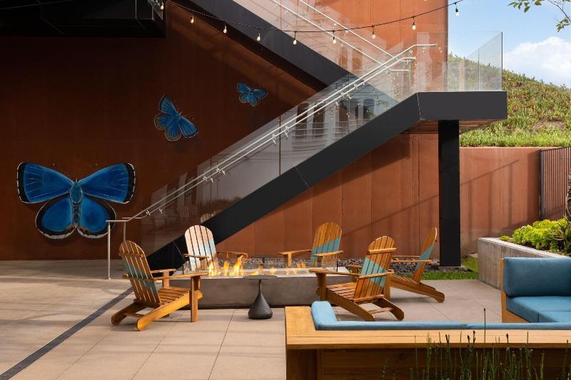 ホテル Aloft El Segundo  Los Angeles Airport