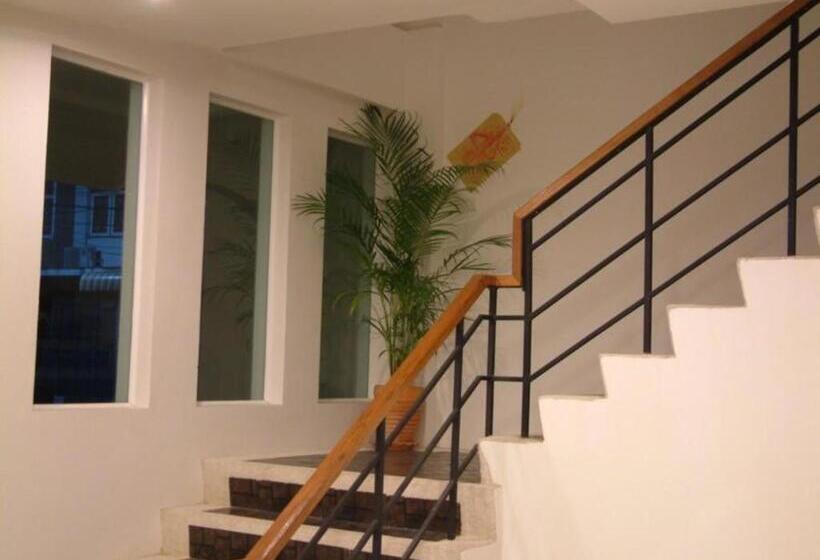 בית מלון כפרי Hua Hin Avenue