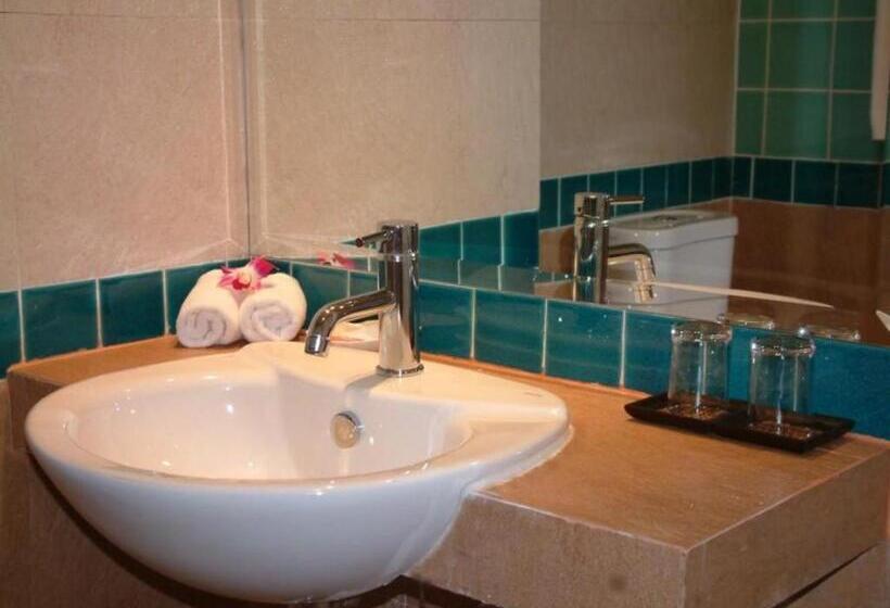 בית מלון כפרי Hua Hin Avenue