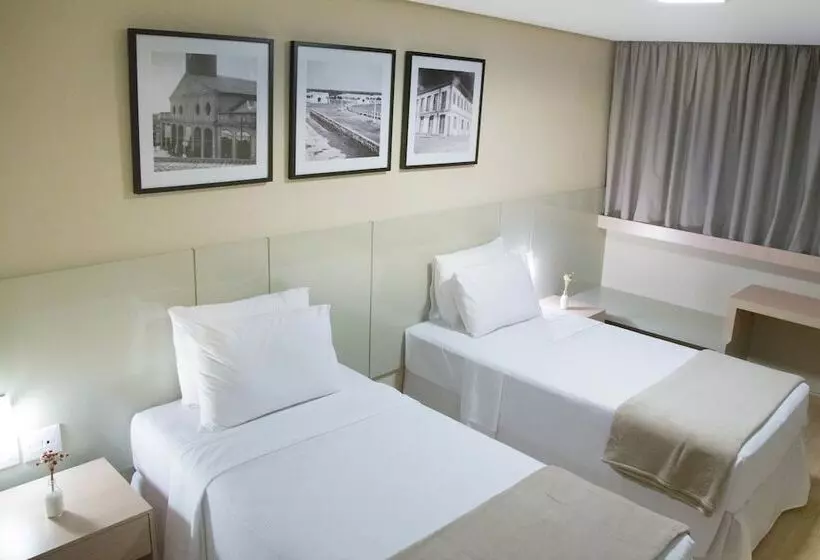 Hotel Intercity Montes Claros