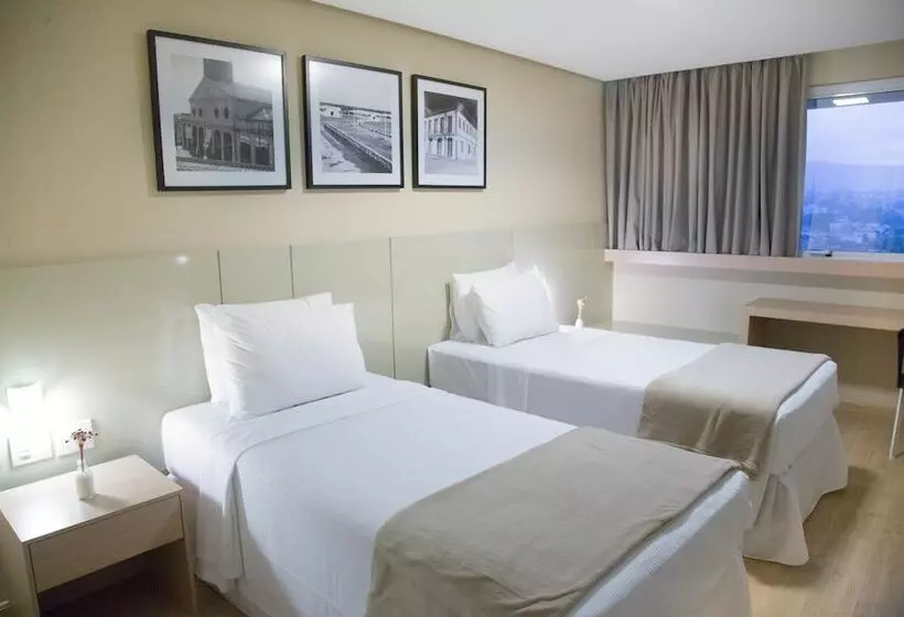 Hotel Intercity Montes Claros