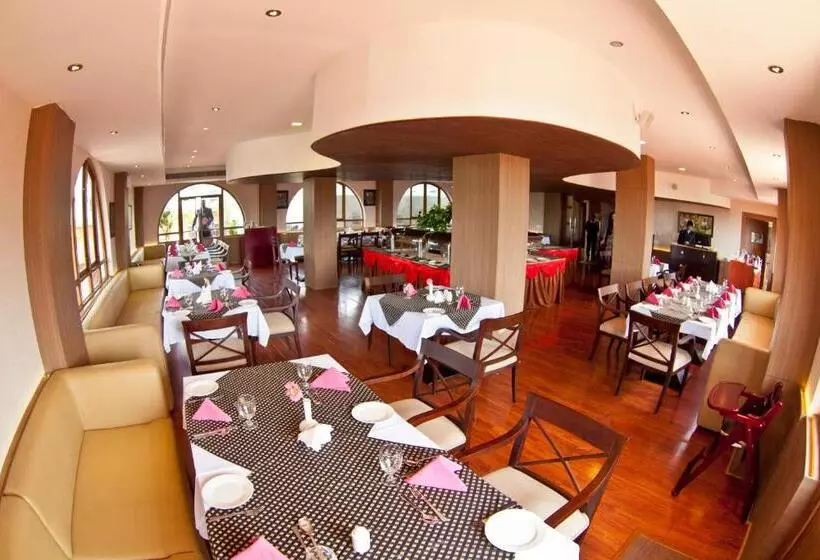 Hotelli Paramount Tower