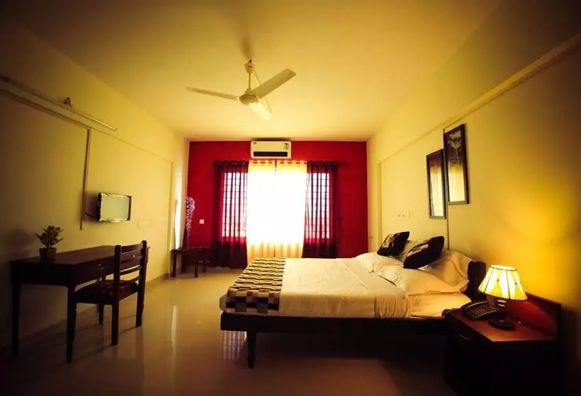 هتل Plaza Suites