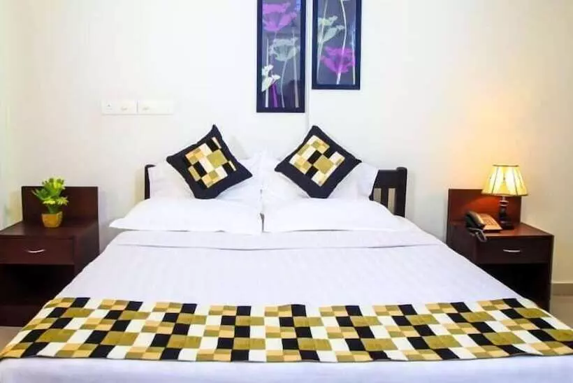 هتل Plaza Suites