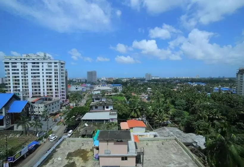 هتل Plaza Suites