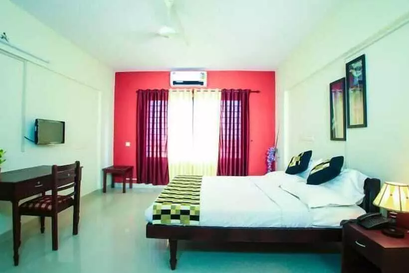 هتل Plaza Suites