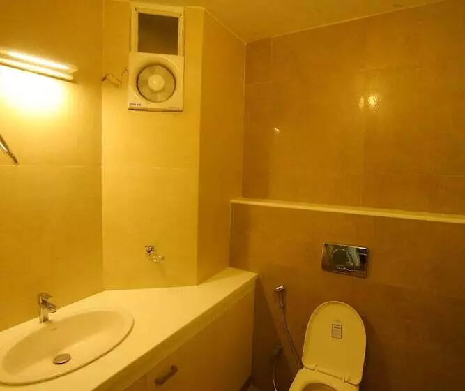 هتل Plaza Suites